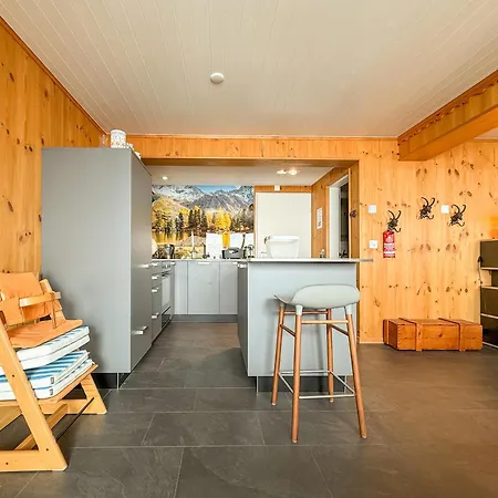 Apartment With Mountain View *