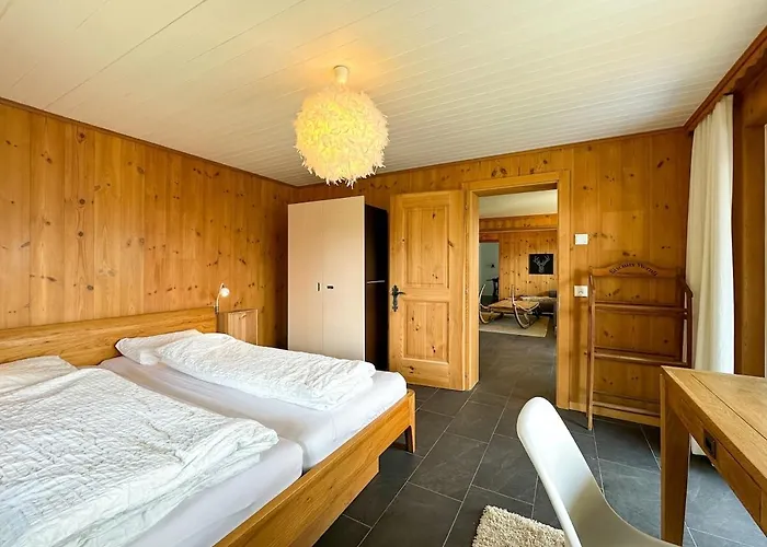 With Mountain View Διαμέρισμα